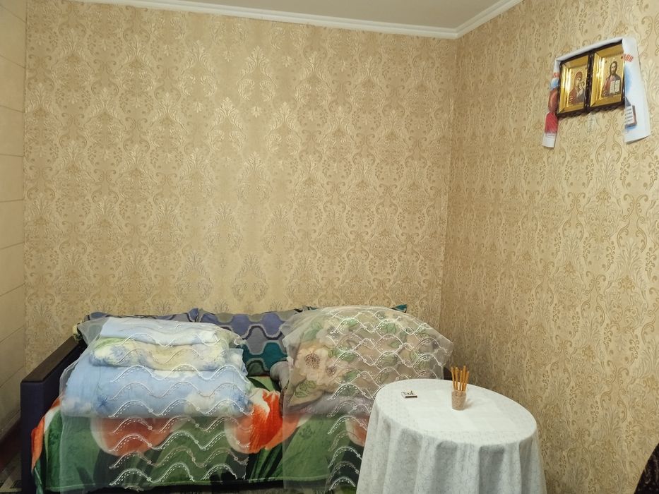 Продам двокімнатну квартиру