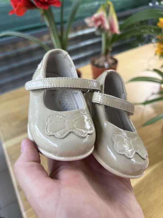 Взуття для дівчинки 19 р туфлі