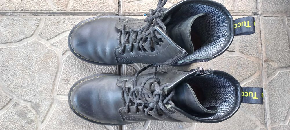 Продам черевики кожані, стан гарний