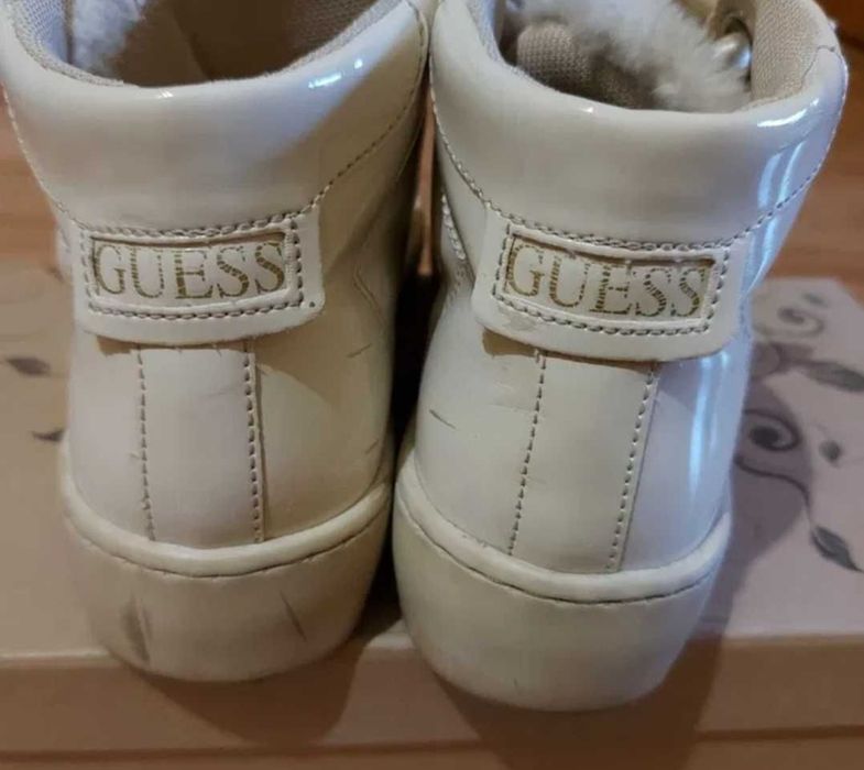 Ботинки зима Guess  , черные