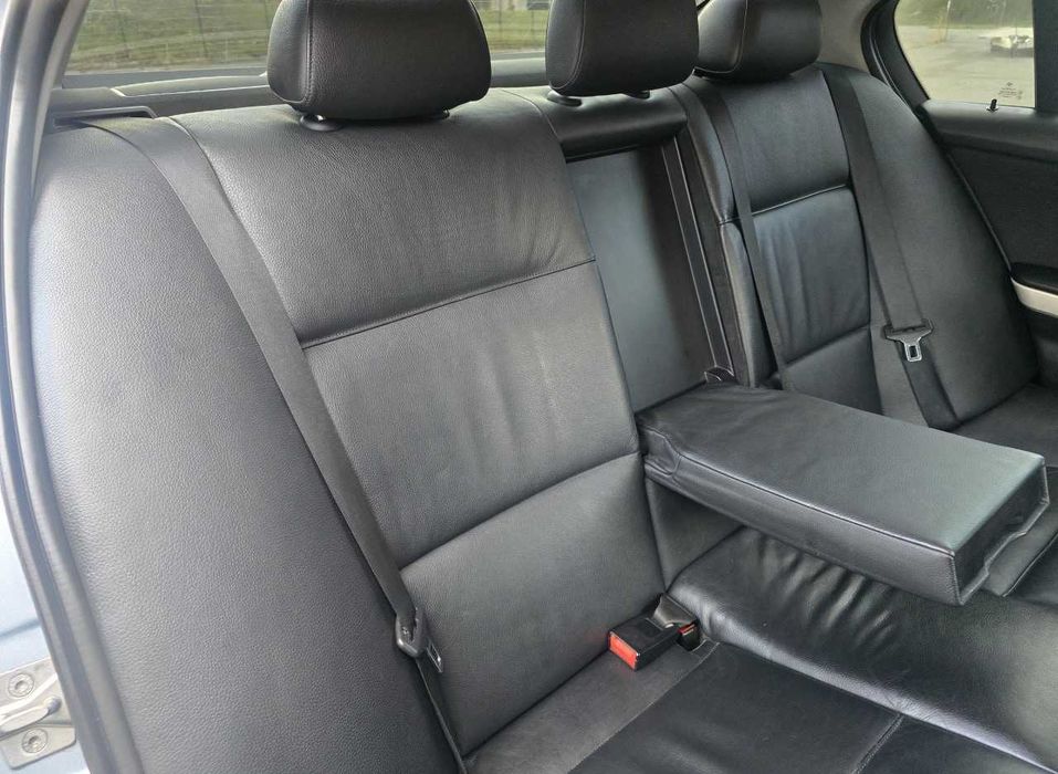 Продам BMW 3 Series 2011. Можна в розстрочку, під викуп.
