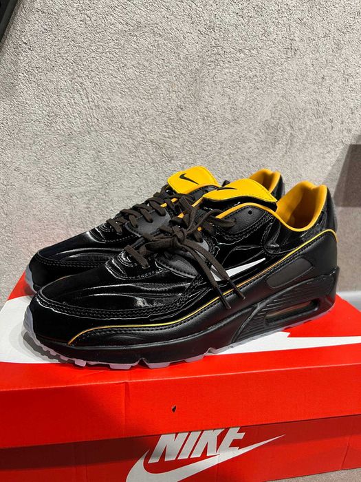 Оригінальні кросівки Nike Air Max 90 SE — EUR 44.5 (28.5 см), Нові