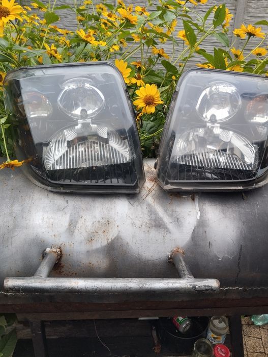 Zawiasy klapy tył pōrzd Sanki lampy Microcar Mc1 Mc2