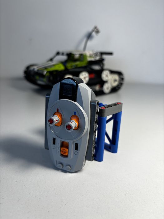 LEGO 42065 Technic Zdalnie sterowana wyścigówka