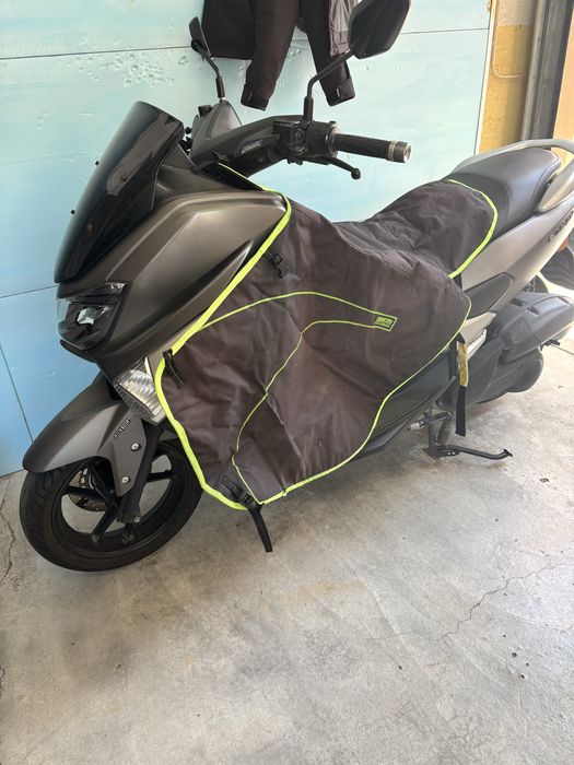 Avental de chuva Scooter Yamaha NMax
