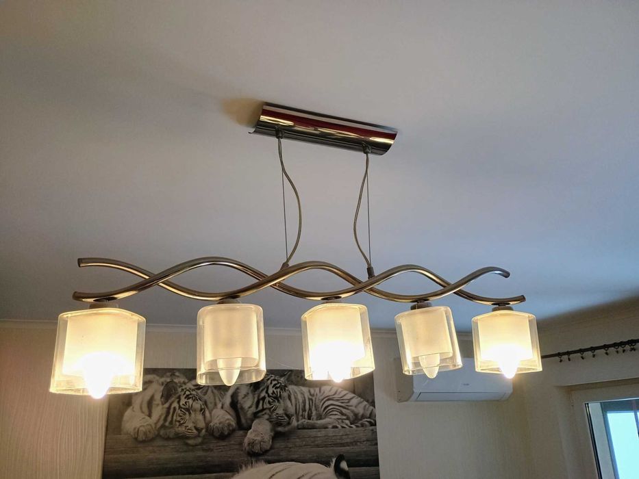 Sprzedam lampę wiszącą