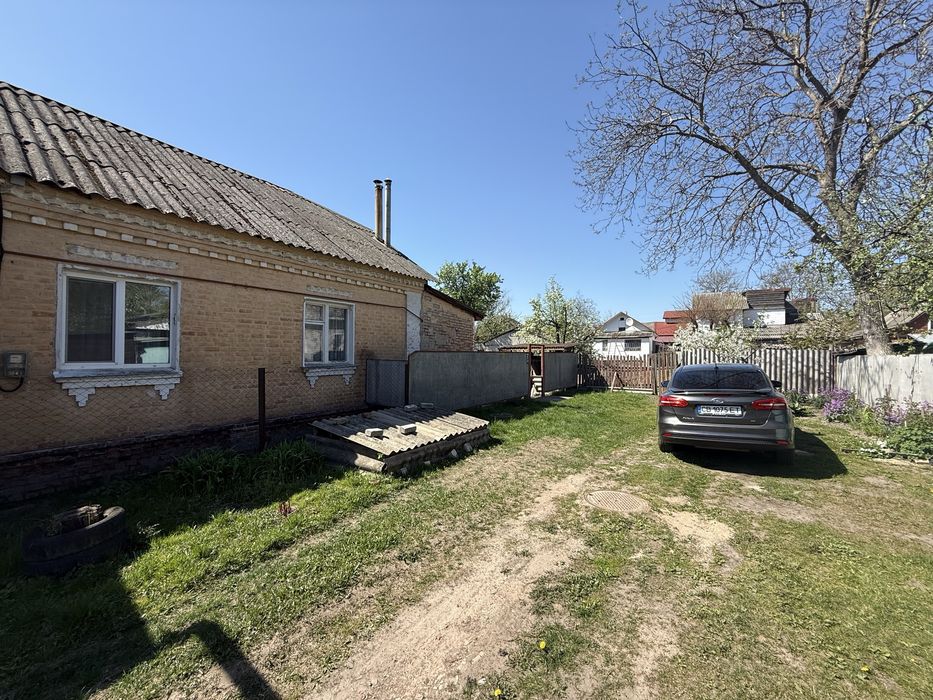 Продам 1/2 частину   Будинку вул Добровольців (р-н стрижень)