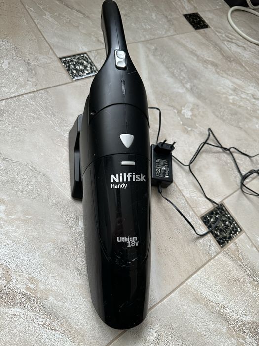 Продам пилесос Nilfisk Handy