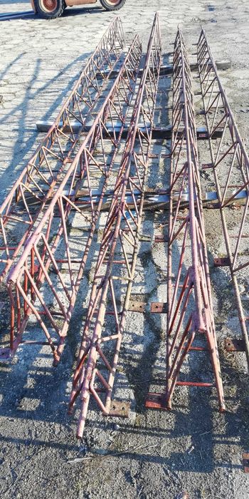 Bindry dachowe stalowe.