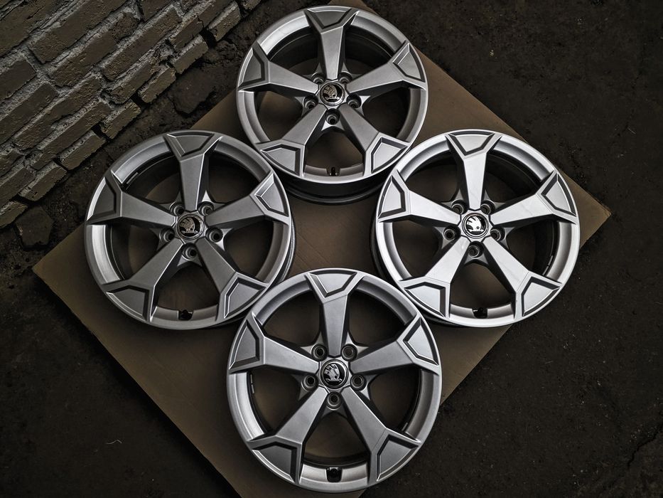 Нові R17 5x112 SKODA | Original | Рідна фарба, без пошкоджень, без ремонтів, без дефектів | Комплект / 4шт | Преміум диски | Seat/Audi/VW... | VAG