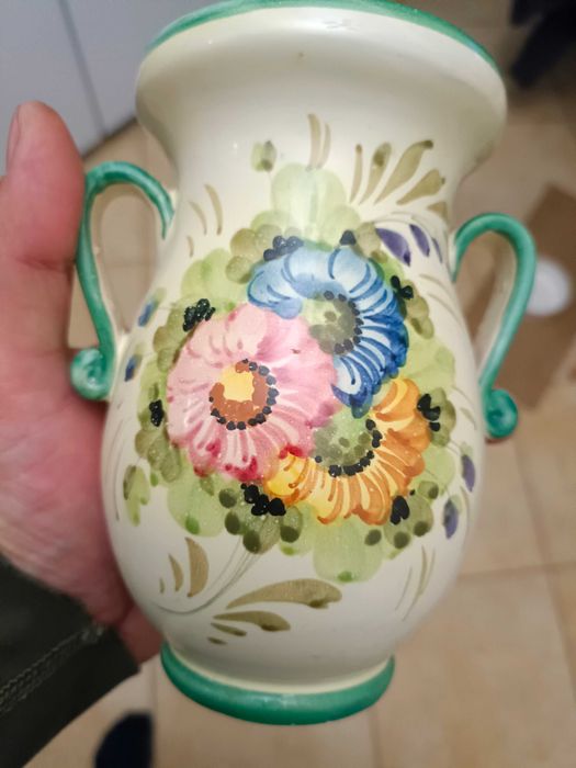 Dzbanek z okresu PRL-u