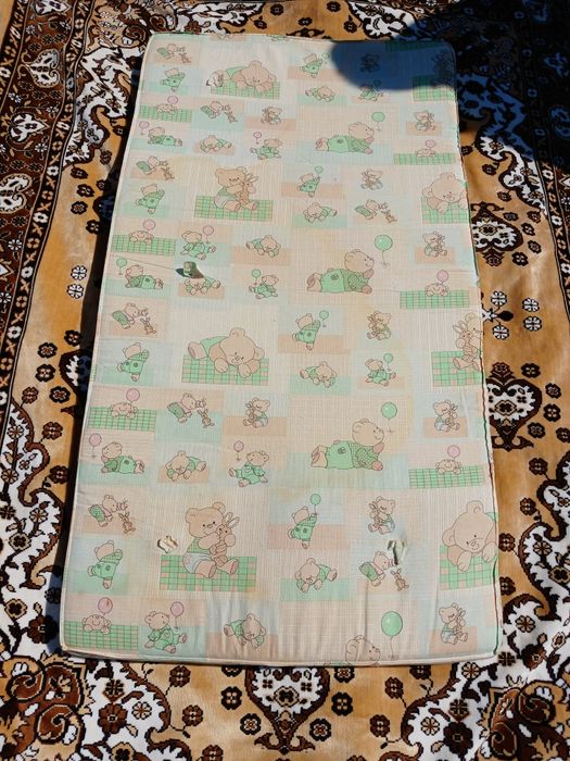 Матрас дитячий на паралоні.