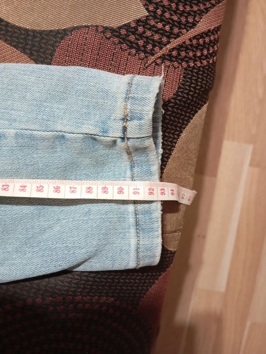 Продам джинси ZARA детские нові