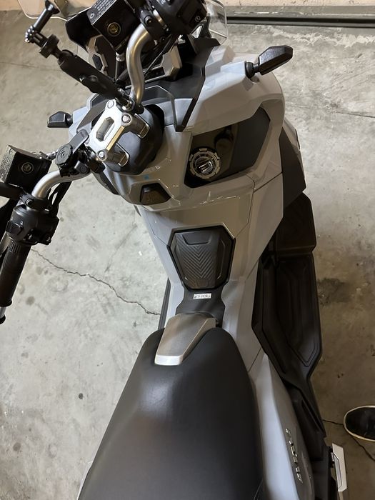 Sym adx 125 scooter