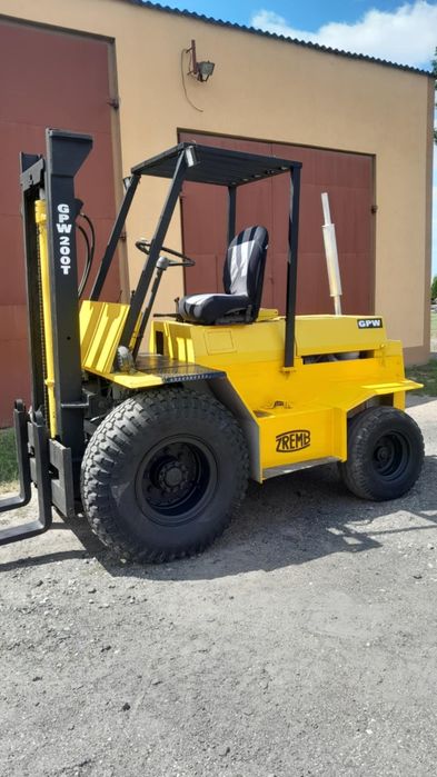 Wózek widłowy GPW 200T