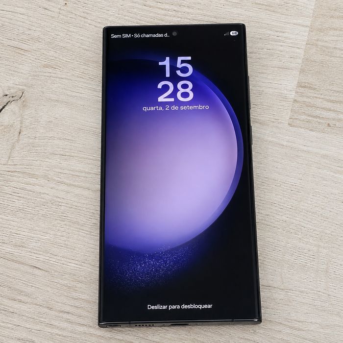 Samsung Galaxy S23 Ultra 5G – 512 GB | Como Novo