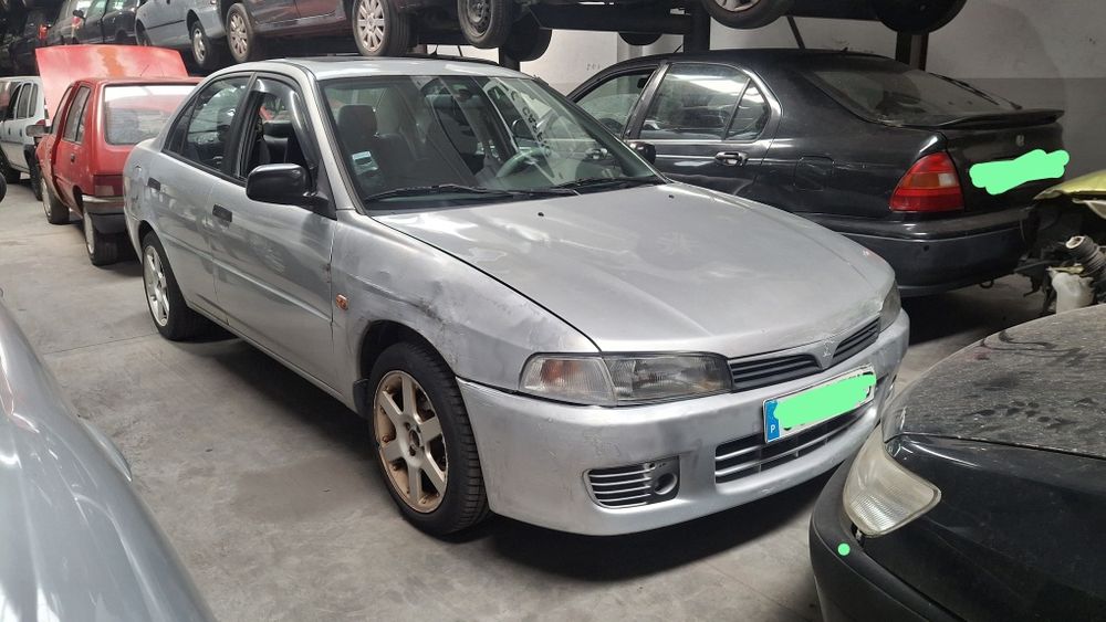 Mitsubishi lancer para peças