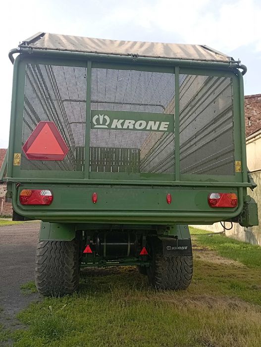 Przyczepa samozbierająca KRONE