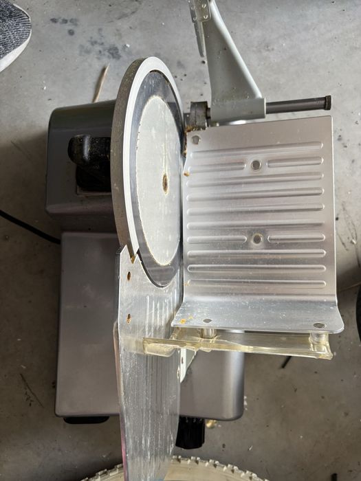 Fiambreira, maquina de cortar