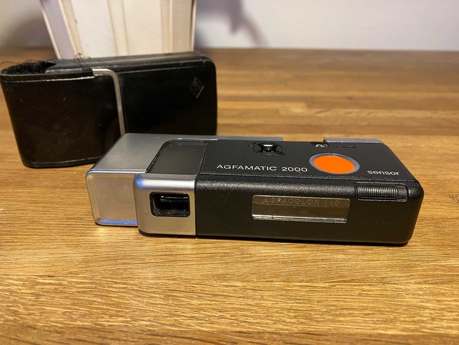 Máquina Fotográfica Agfamatic 2000 Sensor com Capa - Vintage