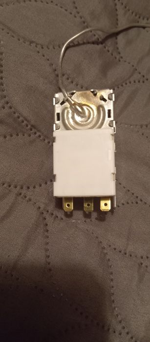 Termostat kapilarny – regulator temperatury do lodówki / zamrażarki