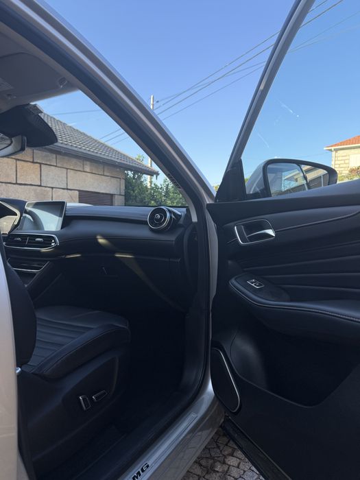 MG EHS phev 2022 Luxury