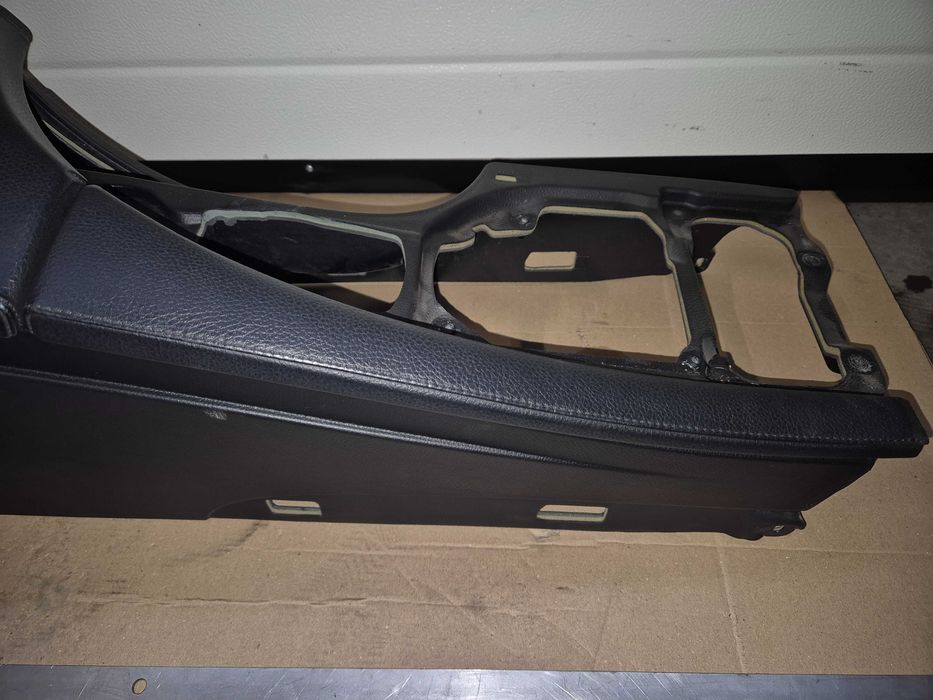 Podłokietnik BMW e60 LCI skóra idrive CIC polift czarny