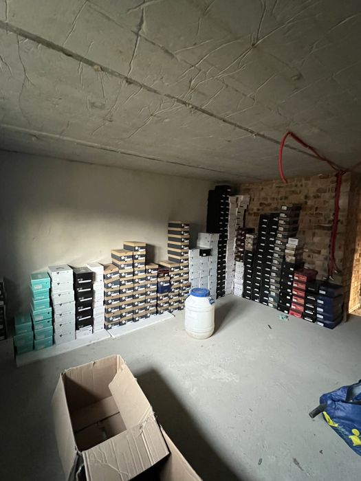 Продам всё оптом срочно без торга Чистая италия