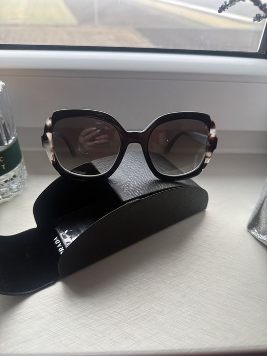 Okulary prszeciwsloneczne Prada