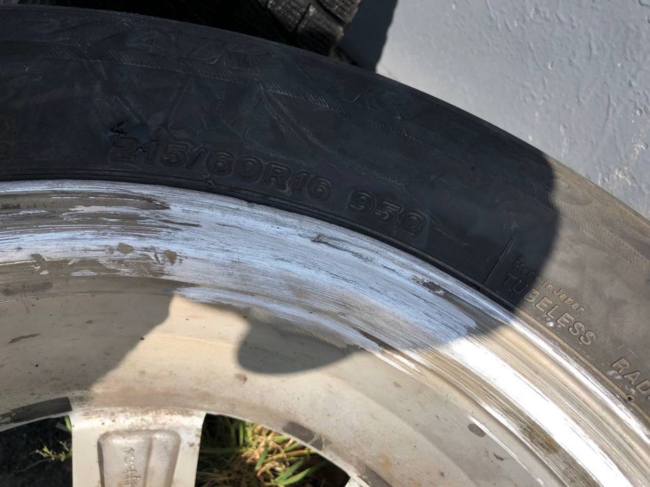 777 R16 5/114,3 диски с зимними шинами 205 55 16