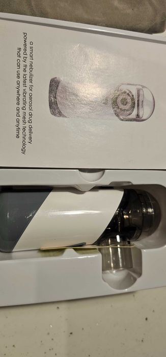 Nebulizator inhalator przenośny.