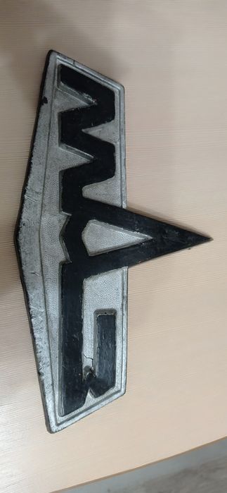 МАЗ значек шильдик