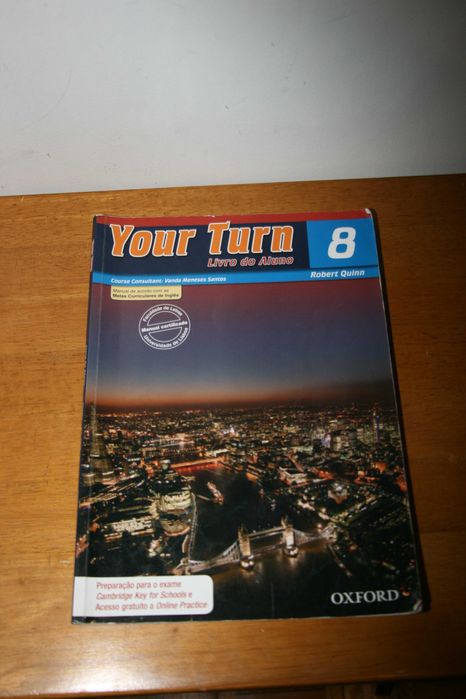 Manual + Livro de Exercícios "Your Turn - 8º ano"