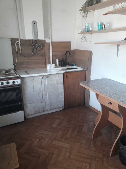 Здам кімнату без власника. Драмтеатр.