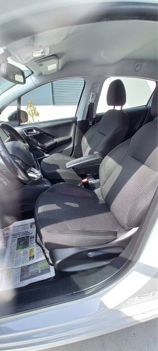 Peugeot 208 1.2 PureTech Allure