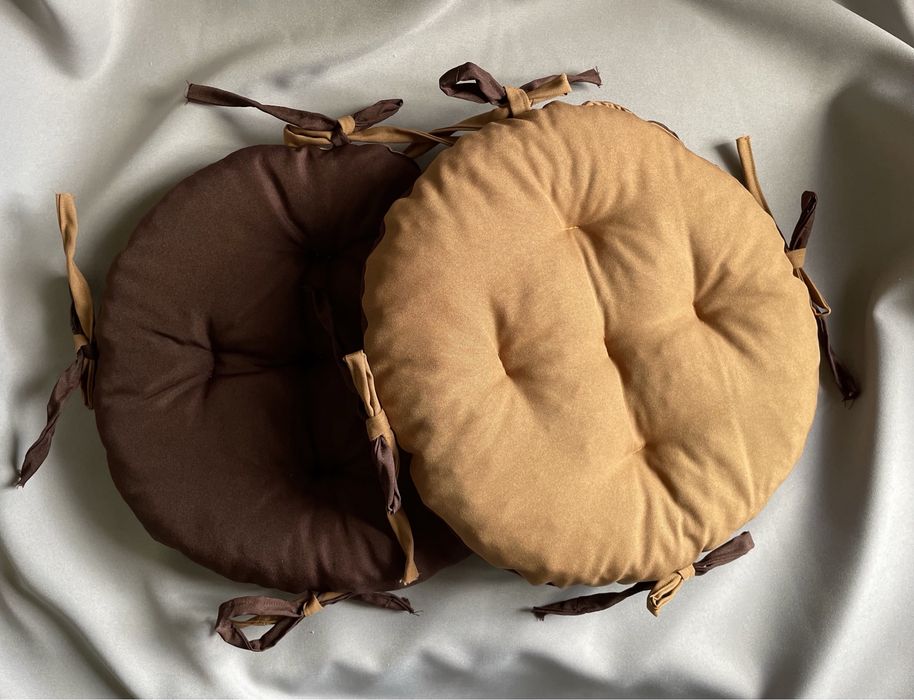 Кругла подушка на стул, табурет, подушки зі завʼязками на крісла