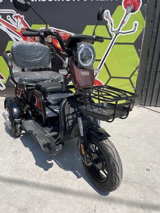 Доставка безкоштовна акумуляторний трицикл Їдемо 800W баланс трініті.