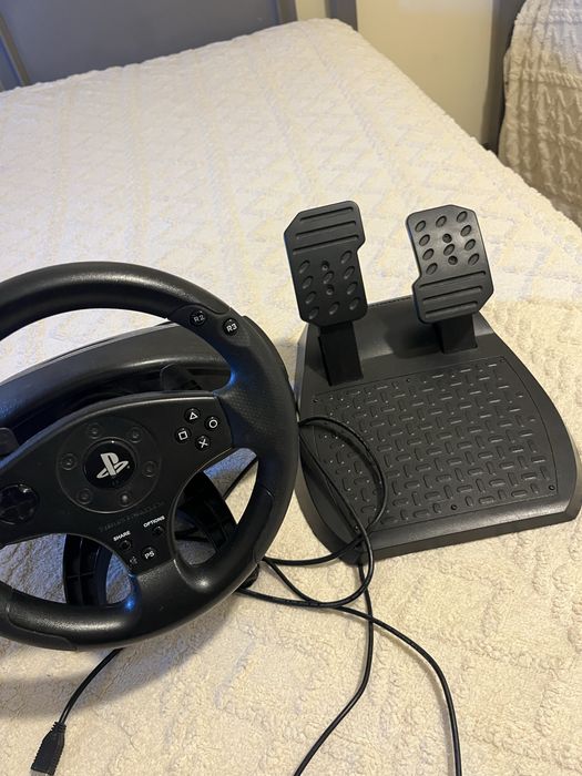 Volante e Pedais Ps4