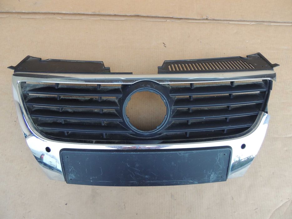Atrapa grill emblemat PDC Volkswagen Passat B6 05-10 05 06 07 08 09 10