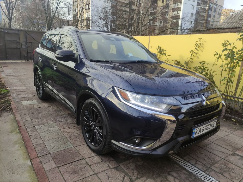 Продам Міцубісі Оутлендер
