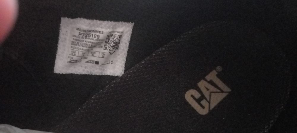 Caterpillar czarne nowe z metką 43 sportowe Cat