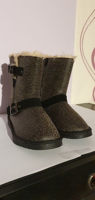 Buty nowe damskie zimowe Short Dylyn rozmiar 35