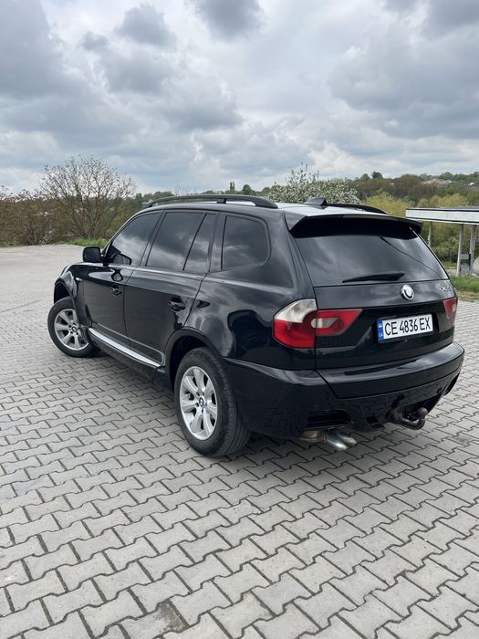 BMW X3 E83                          .