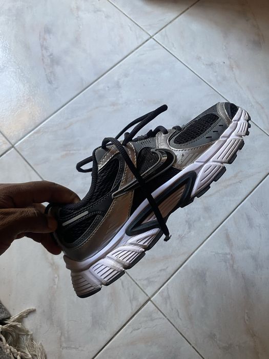 Tenis semi novo