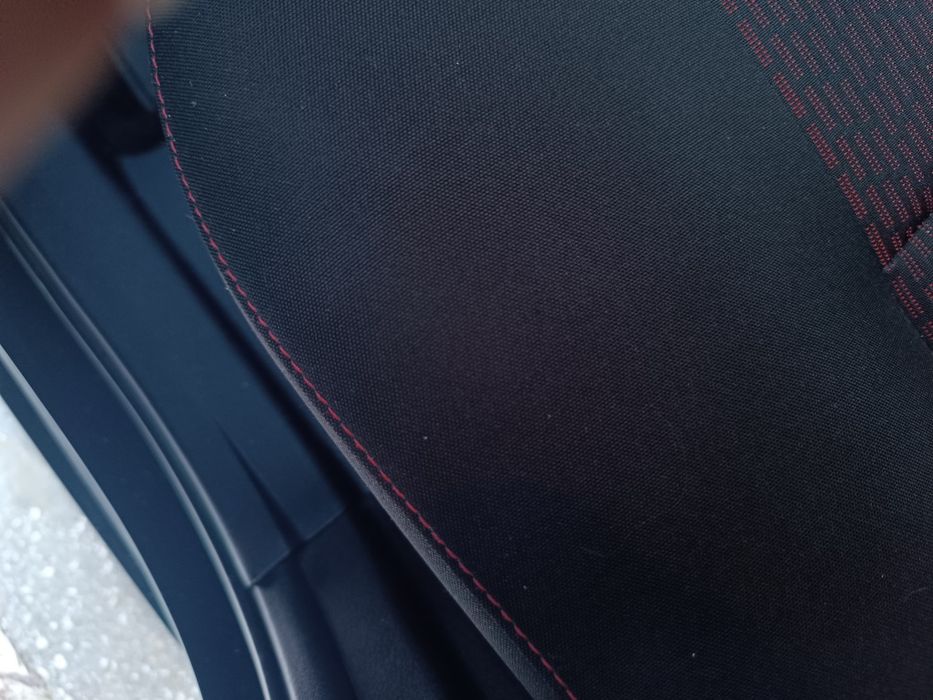 Toyota Auris Touring Sports 1.4 D-4D 2014 – Particular