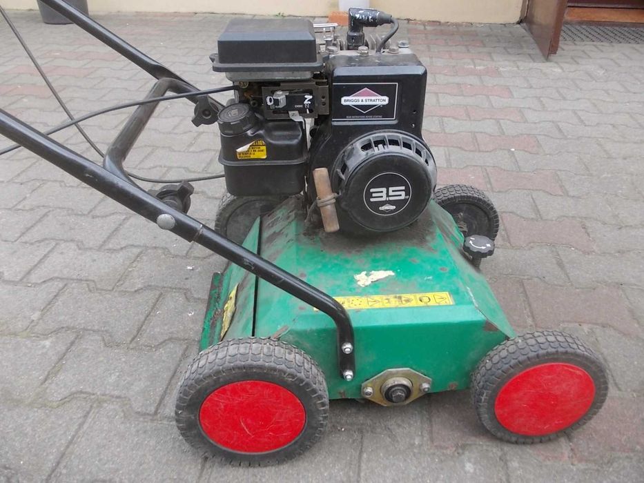 Wertykulator CTV 383B spalinowy
