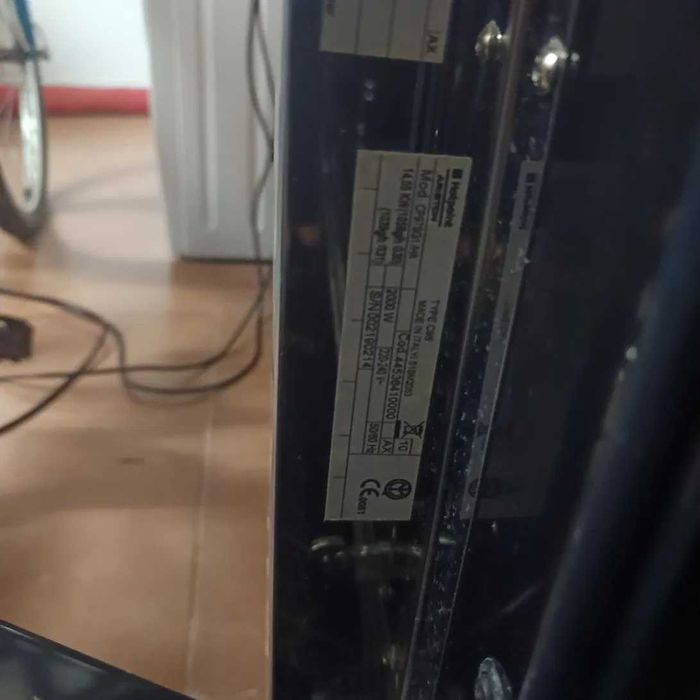 Fogão Hotpoint-Ariston CP97SG1 – 5 Bicos + Forno a Gás – Inox – Nunca Usado