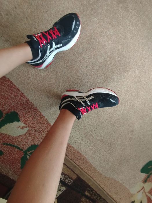 Кросівки Asics оригінал