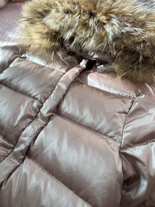 Пуховик для дівчинки