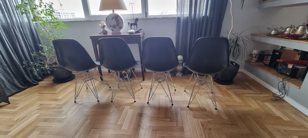 Conjunto de cadeiras replica Eames